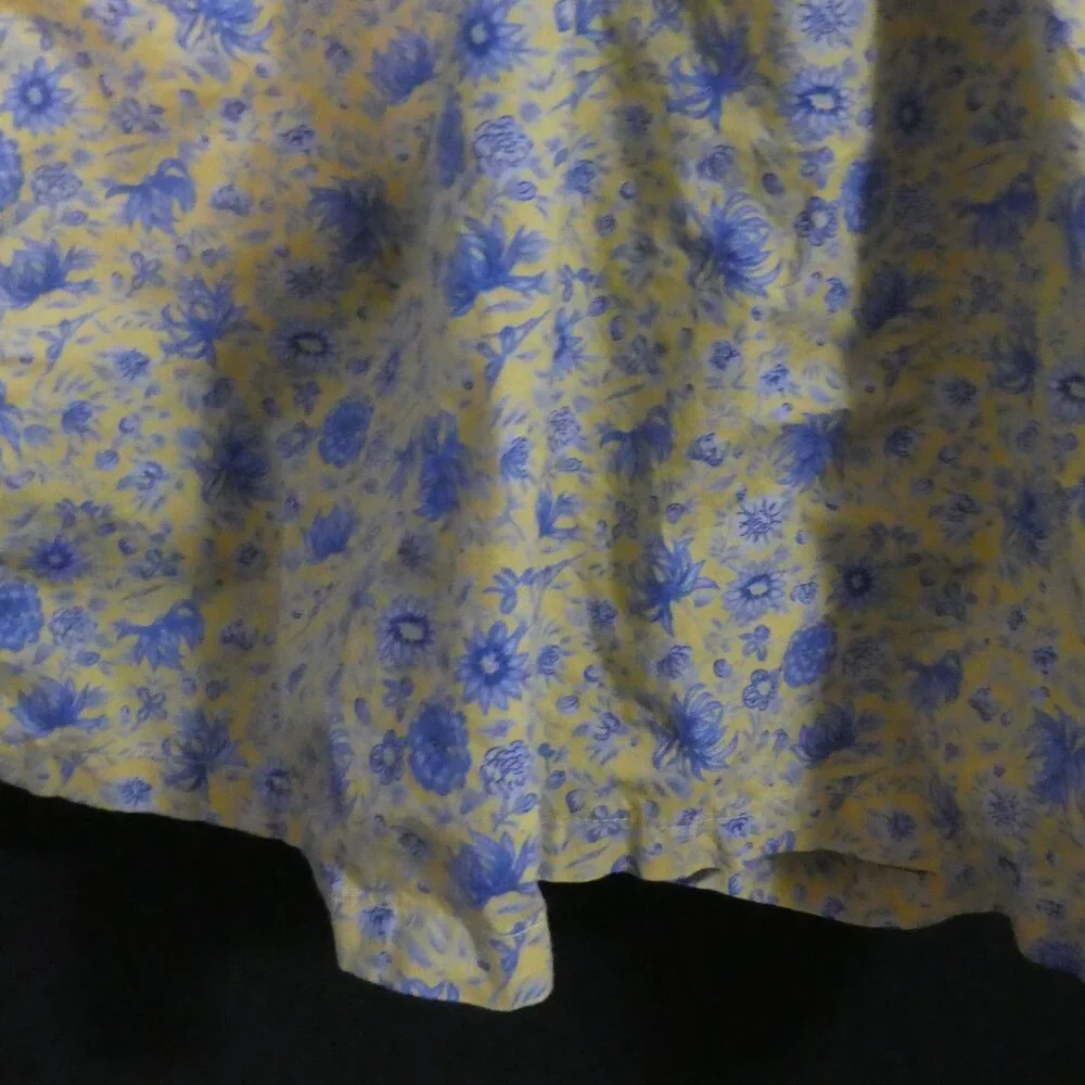 CORNELLOKI | size 3/4 | Vintage Floral Button-Up Dress | Pockets | Short Sleeves - Picture 15 of 16